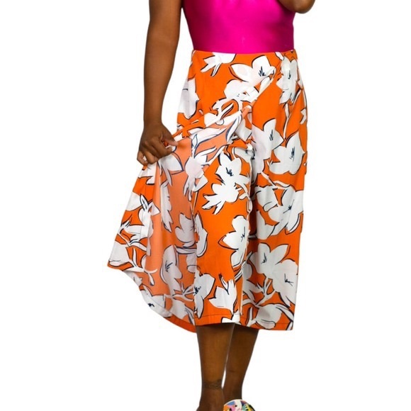 ZARA Trafaluc Orange/White Floral Print Wrap Skort Pants size Medium EUC - Picture 6 of 12